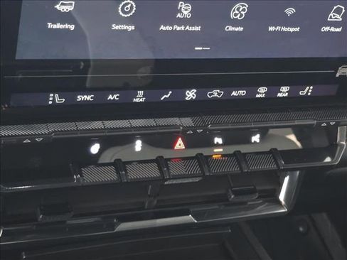 New 2026 GMC Hummer EV SUV image 15