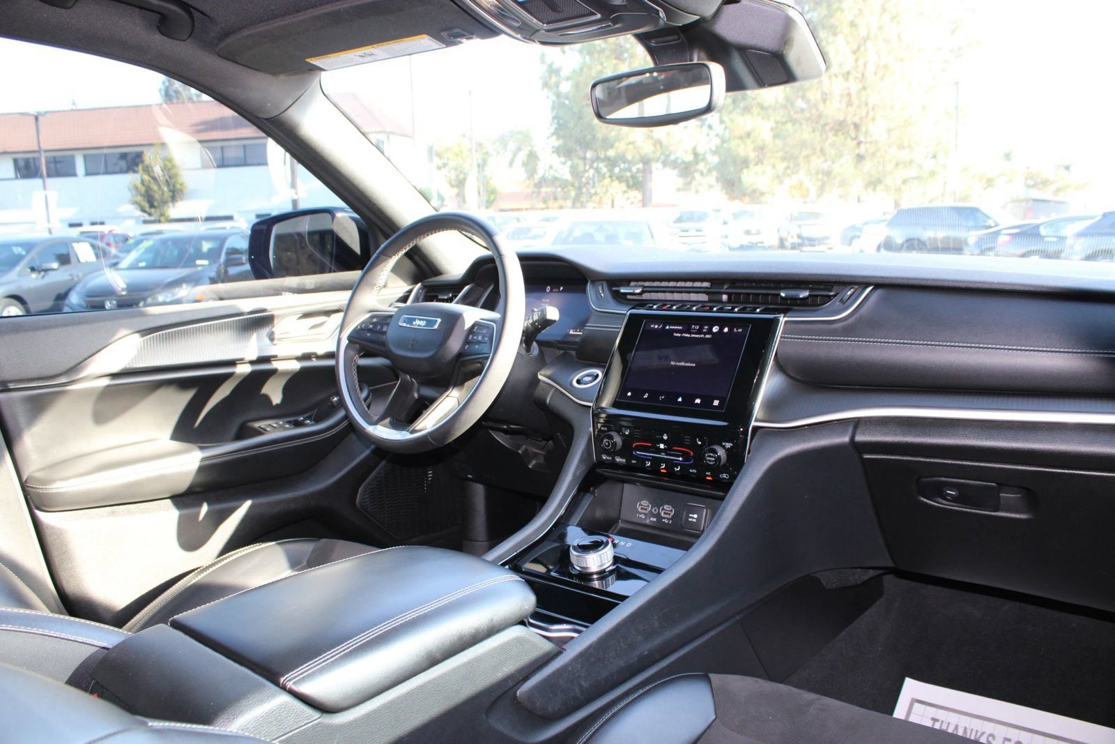Used 2023 Jeep Grand Cherokee L Laredo RWD image 18