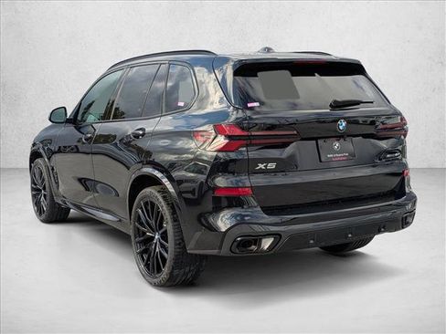 New 2026 BMW X5 sDrive40i w/ M Sport Package image 9