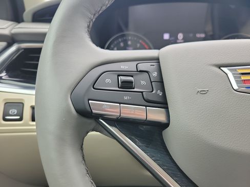 Certified 2024 Cadillac XT6 Premium Luxury w/ Technology Package FWD image 29