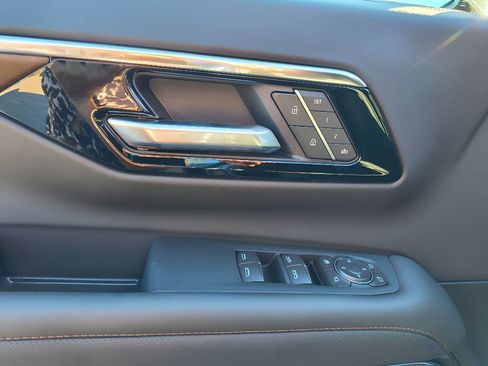 New 2026 Chevrolet Tahoe High Country image 17