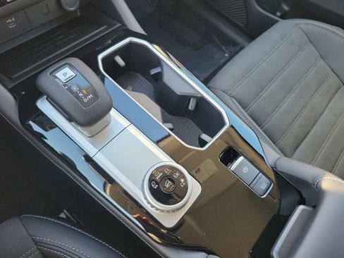 New 2026 Mitsubishi Outlander SE FWD image 33
