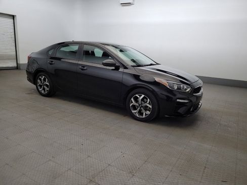 Used 2020 Kia Forte LXS FWD image 11