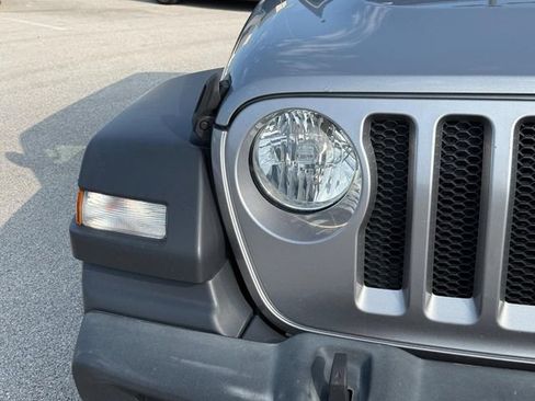 Used 2019 Jeep Wrangler Unlimited Sport S AWD/4WD image 15