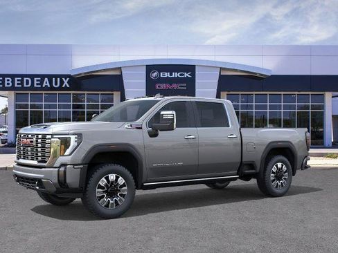 New 2026 GMC Sierra 3500 Denali w/ Denali Reserve Package image 74