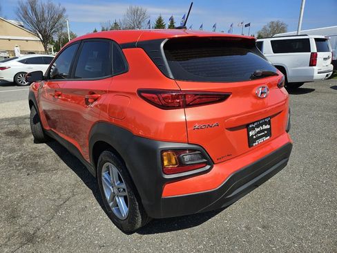 Used 2020 Hyundai Kona SE image 3