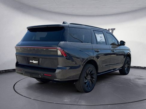 New 2026 Lincoln Navigator Reserve AWD/4WD image 5