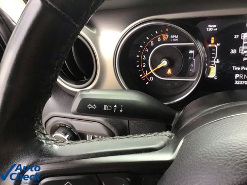 Used 2021 Jeep Wrangler Unlimited Sport image 32