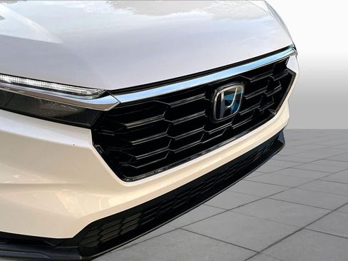 Used 2023 Honda CR-V EX image 30