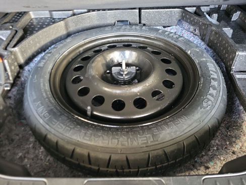 Used 2023 Ford Escape ST-Line image 29