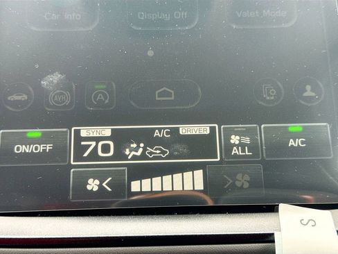 New 2026 Subaru Crosstrek 2.5i Limited w/ Crosstrek Mirror Package image 18