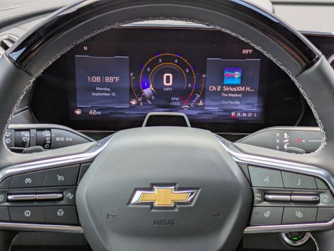 New 2025 Chevrolet Traverse LT w/ Enhanced Driving Package image 21