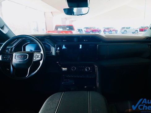 Used 2024 GMC Sierra 1500 AT4 w/ Technology Package image 7