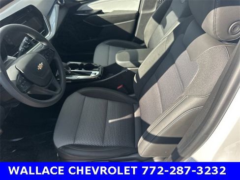 Certified 2024 Chevrolet Trax LT image 17