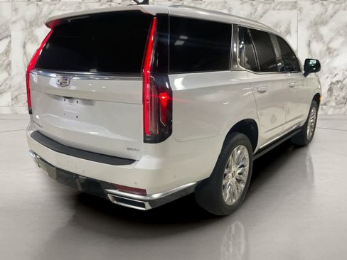 Used 2024 Cadillac Escalade Premium Luxury w/ Performance Package image 6
