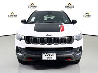 Used 2024 Jeep Compass Trailhawk video 2