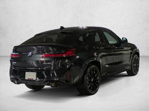 Used 2025 BMW X4 xDrive30i w/ Premium Package image 5