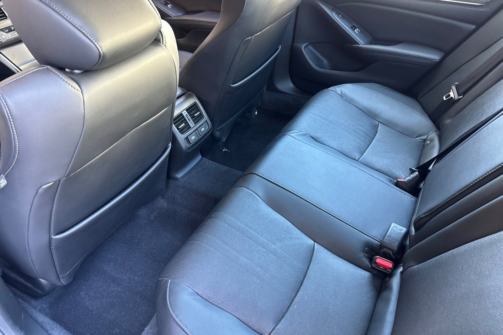 Used 2021 Honda Accord Touring image 24
