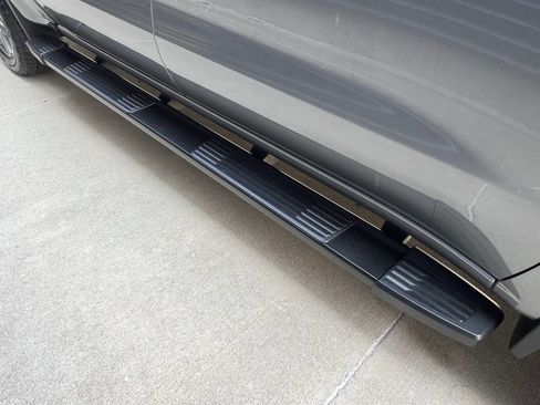 Used 2022 Chevrolet Silverado 1500 RST image 8