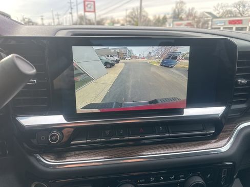 Used 2024 Chevrolet Silverado 3500 LT w/ Convenience Package image 31