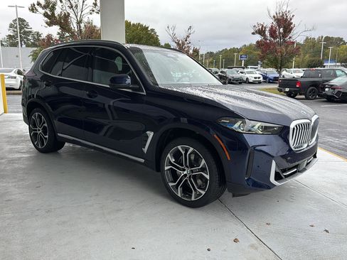 New 2026 BMW X5 sDrive40i w/ Premium Package image 5