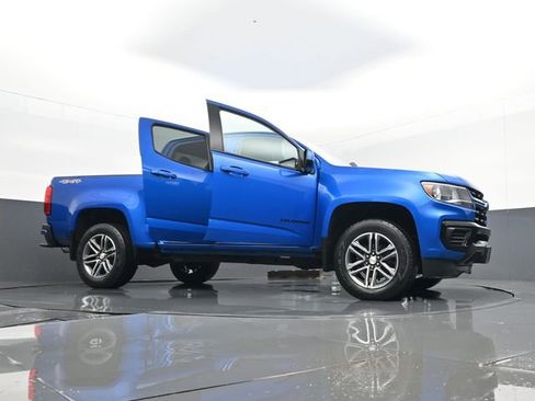 Used 2021 Chevrolet Colorado W/T w/ Custom Special Edition image 28