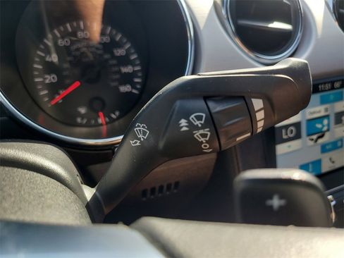 Used 2017 Ford Mustang Premium image 24