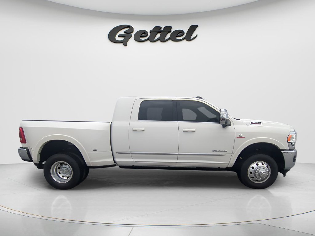Used 2024 RAM 3500 Limited AWD/4WD image 4
