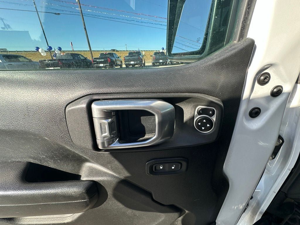 Used 2019 Jeep Wrangler Unlimited Sport S AWD/4WD image 6