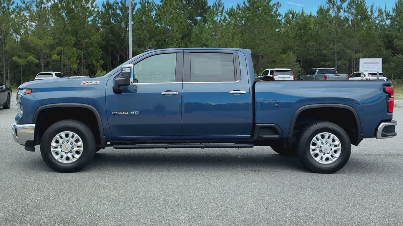 Used 2024 Chevrolet Silverado 2500 LTZ w/ LTZ Plus Package AWD/4WD image 5
