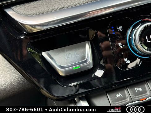 Used 2023 GMC Sierra 1500 Denali w/ Denali Reserve Package AWD/4WD image 30