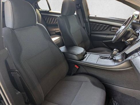Used 2017 Ford Taurus SEL FWD image 20