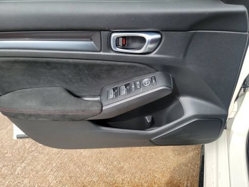Used 2024 Honda Civic Type R image 14