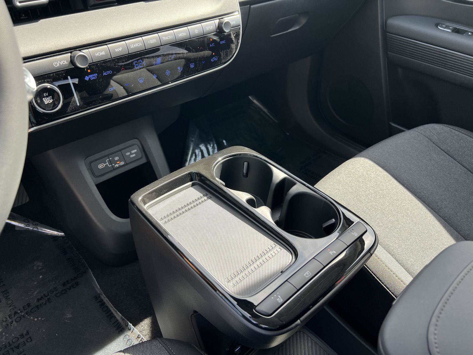 New 2027 Hyundai Ioniq 5 SE AWD/4WD image 32