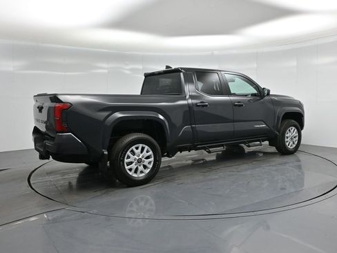 Used 2025 Toyota Tacoma SR5 image 22