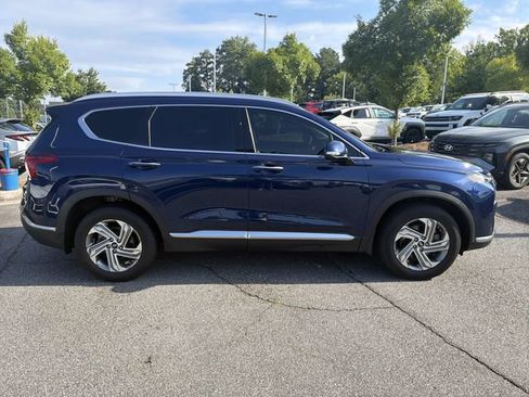 Used 2022 Hyundai Santa Fe SEL w/ Convenience + Premium Package FWD image 9