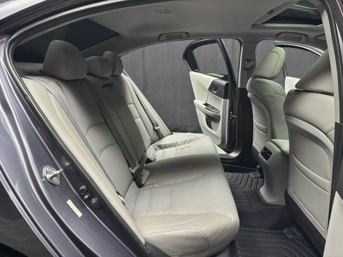 Used 2013 Honda Accord EX V6 Sedan image 28