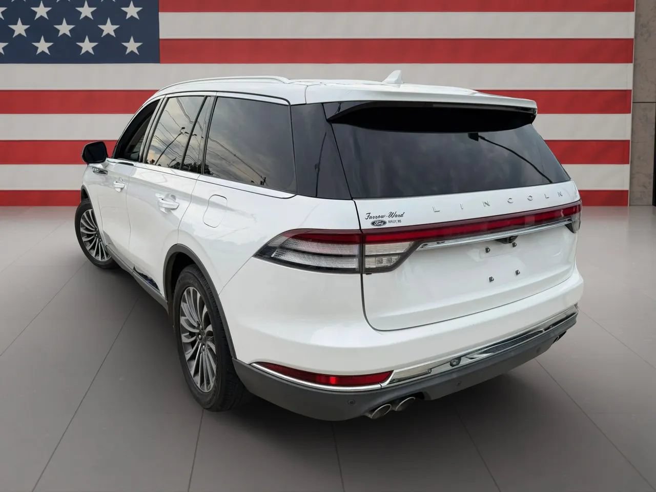 Used 2020 Lincoln Aviator Reserve w/ Elements Package Plus RWD image 5