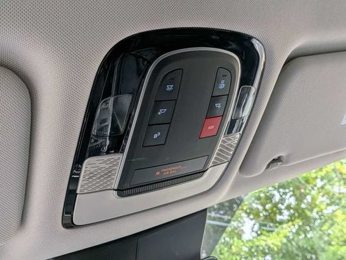Used 2024 Hyundai Palisade SEL FWD image 23
