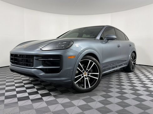 Certified 2026 Porsche Cayenne Coupe AWD/4WD image 1