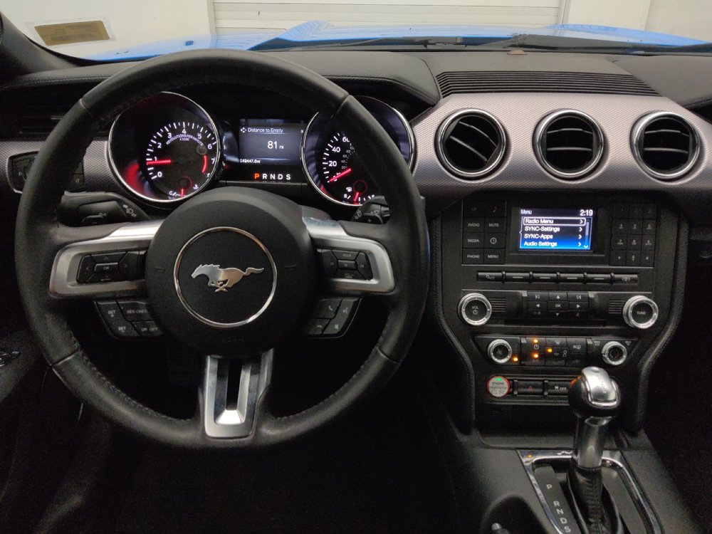 Used 2017 Ford Mustang Coupe RWD image 22