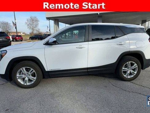 Used 2022 GMC Terrain SLE image 6