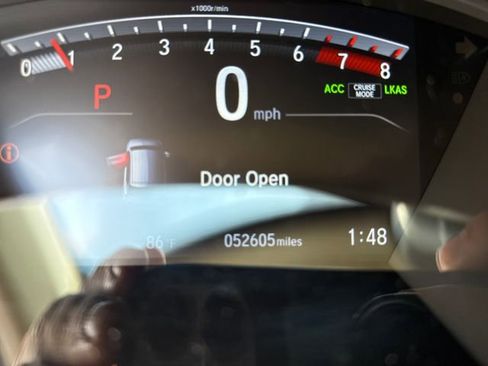 Used 2019 Honda CR-V Touring image 16