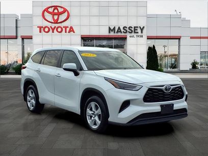 Used 2023 Toyota Highlander L