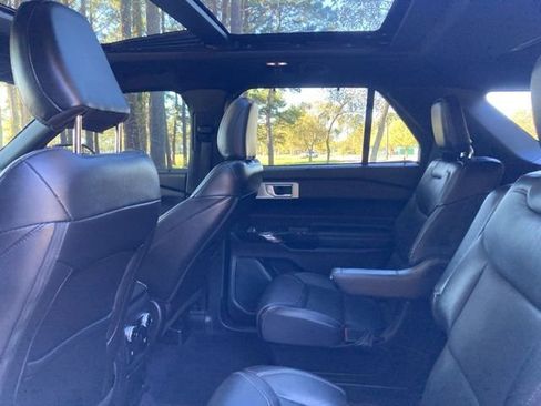 Used 2022 Ford Explorer ST w/ Equipment Group 401A image 23