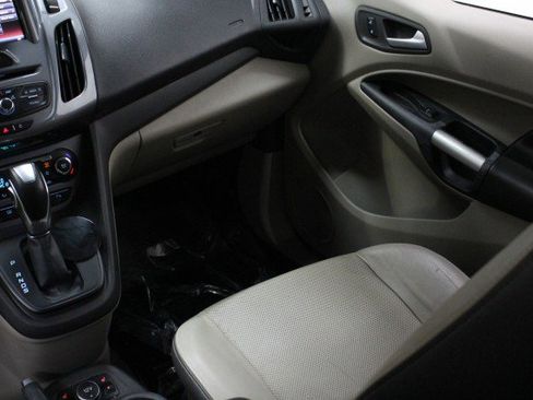 Used 2016 Ford Transit Connect Titanium image 30