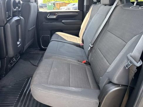 Used 2025 Chevrolet Silverado 2500 LT w/ Convenience Package AWD/4WD image 21