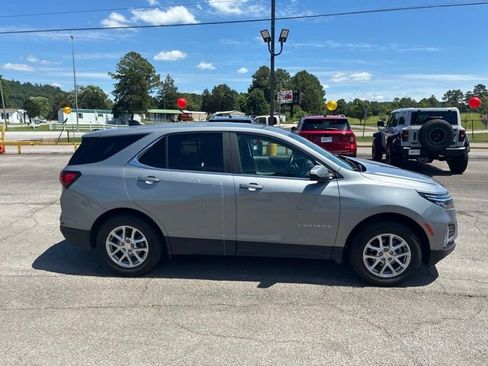 Used 2024 Chevrolet Equinox LT AWD/4WD image 10