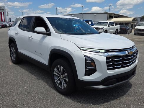 Certified 2026 Chevrolet Equinox LT FWD image 15