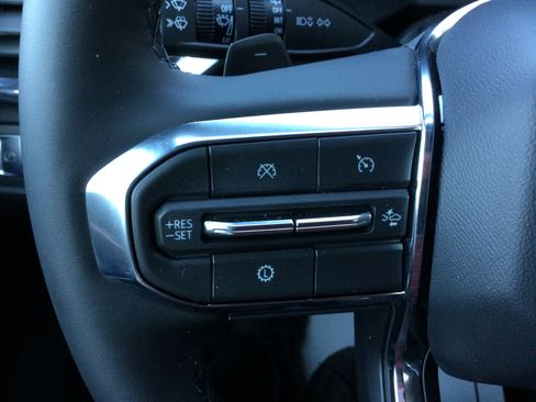 New 2025 GMC Acadia Elevation w/ Elevation Premium Package image 13